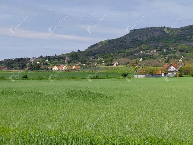 Eladó telek, Kisapátiban 6.8 M Ft / költözzbe.hu