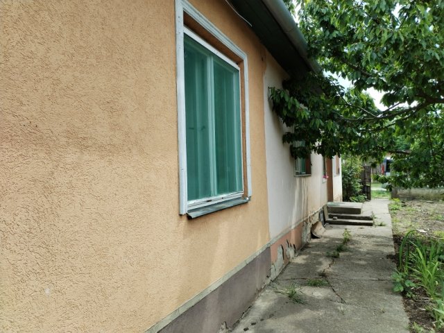 Eladó családi ház, Hajdúböszörményen 25 M Ft, 3 szobás