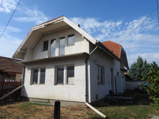 Eladó családi ház, Siófokon 72 M Ft, 5 szobás