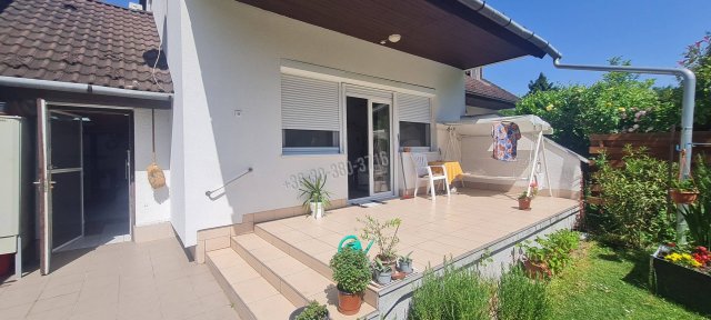 Eladó családi ház, Dunaújvárosban 69 M Ft, 2+2 szobás