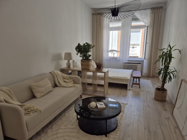 Eladó téglalakás, Budapesten, IX. kerületben 62.9 M Ft, 1 szobás