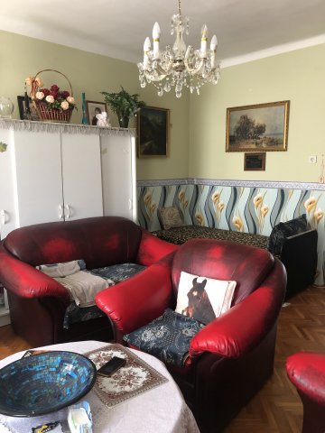 Eladó téglalakás, Szegeden 27 M Ft, 1 szobás