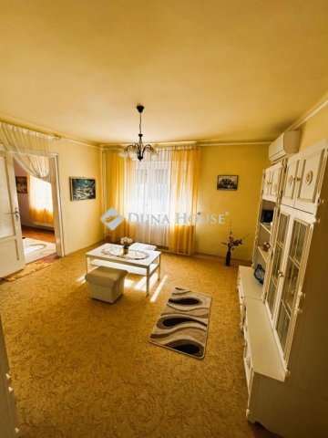 Eladó családi ház, Pilisjászfalun 99.9 M Ft, 5 szobás