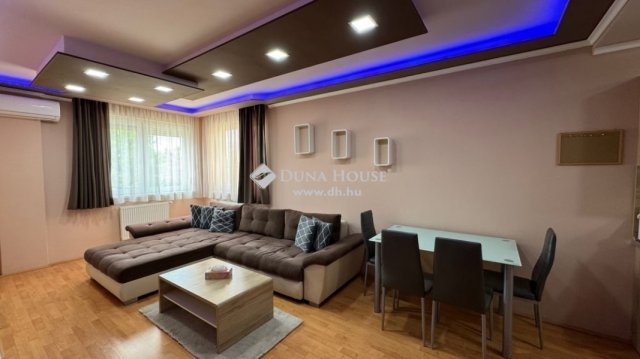 Kiadó téglalakás, albérlet, Debrecenben 250 E Ft / hó, 2 szobás