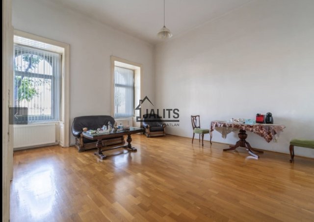 Eladó téglalakás, Budapesten, II. kerületben 197.96 M Ft