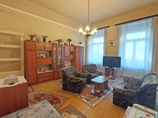 Eladó téglalakás, Budapesten, VI. kerületben 74.99 M Ft