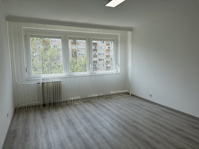 Eladó panellakás, Budapesten, XIV. kerületben 63.5 M Ft, 3 szobás