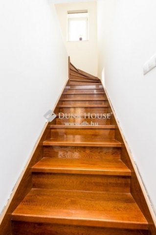 Eladó ikerház, Budapesten, XXI. kerületben 94.9 M Ft, 2 szobás