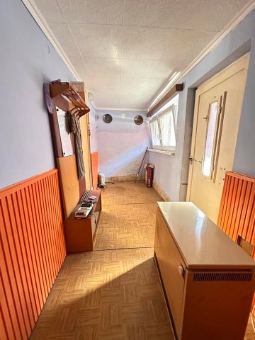 Eladó családi ház, Pécsett, Fürj utcában 18.9 M Ft, 2 szobás