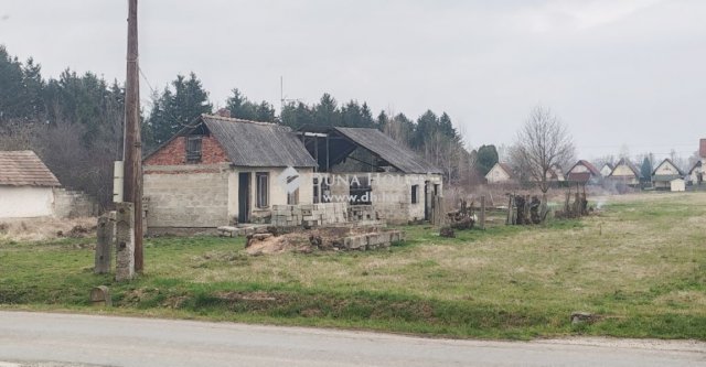 Eladó családi ház, Gyékényesen 6.5 M Ft, 1 szobás