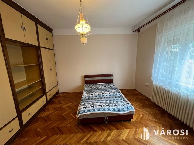 Eladó ikerház, Debrecenben 89 M Ft, 5 szobás