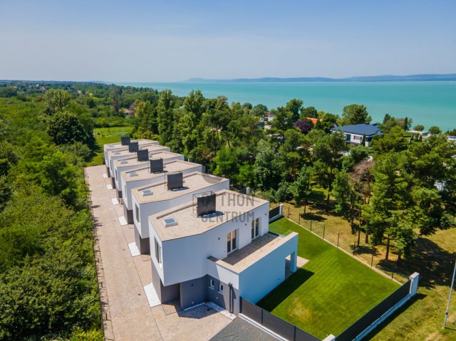 Eladó téglalakás, Balatonszárszón 82 M Ft, 2 szobás