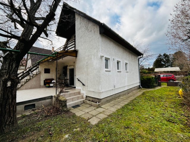 Eladó családi ház, Kiskunlacházán 39.9 M Ft, 5 szobás