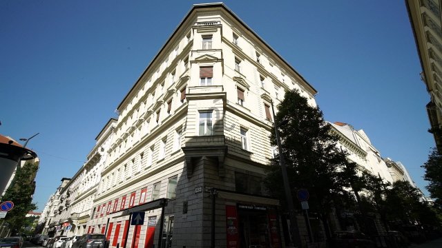 Eladó téglalakás, Budapesten, V. kerületben 159.9 M Ft, 3 szobás