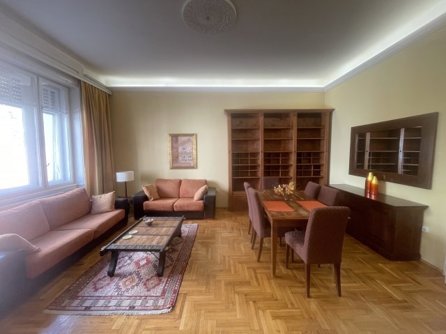 Eladó téglalakás, Budapesten, V. kerületben 160 M Ft, 3 szobás