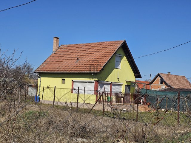 Eladó családi ház, Dömsödön 26 M Ft, 2 szobás