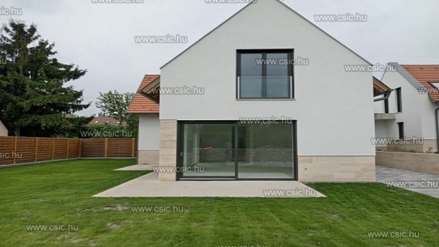 Eladó családi ház, Nagykovácsiban 255 M Ft, 6 szobás