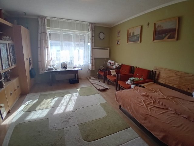 Eladó családi ház, Egerbaktán 9.9 M Ft, 1+1 szobás