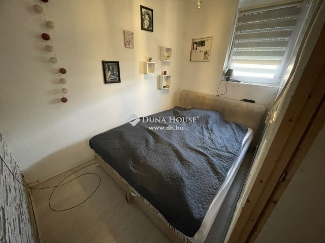 Eladó családi ház, Homokkomáromon 15.9 M Ft
