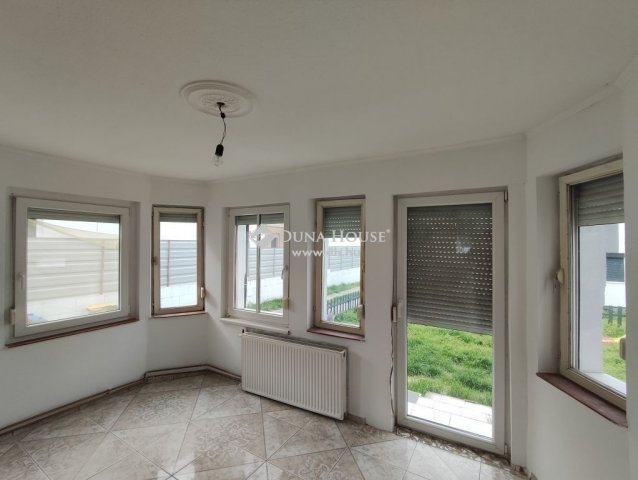 Eladó családi ház, Budapesten, XVIII. kerületben 81.9 M Ft