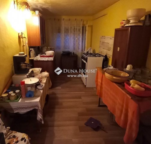 Eladó családi ház, Végegyházán 4 M Ft, 3 szobás