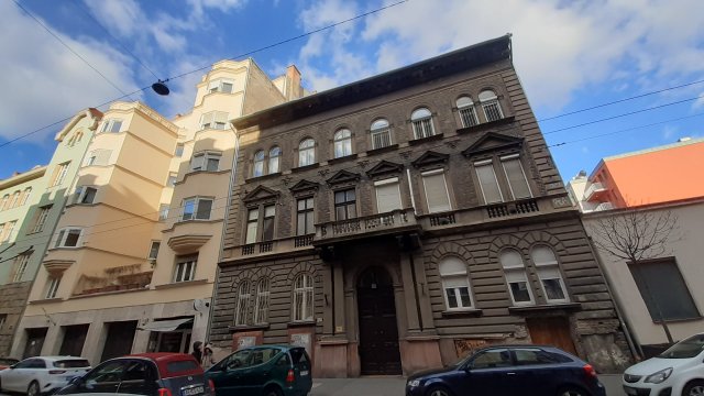 Eladó téglalakás, Budapesten, VI. kerületben, Bajza utcában