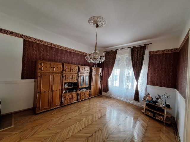 Eladó téglalakás, Budapesten, VIII. kerületben 69.99 M Ft