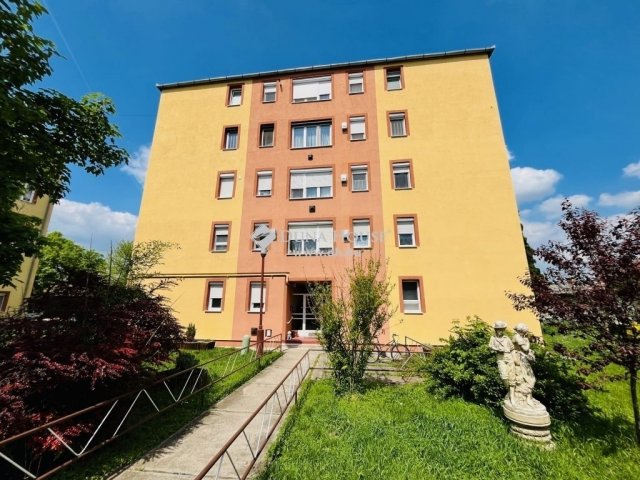 Eladó téglalakás, Monoron 45 M Ft, 2 szobás