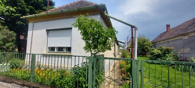 Eladó családi ház, Zalaváron 18.99 M Ft, 3 szobás