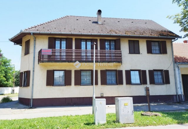 Eladó családi ház, Csurgón 59.9 M Ft, 8 szobás