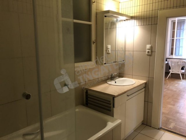 Kiadó téglalakás, albérlet, Budapesten, V. kerületben, 2 szobás