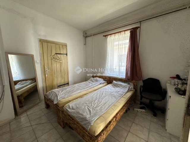 Eladó családi ház, Tokodon 22.5 M Ft, 2 szobás