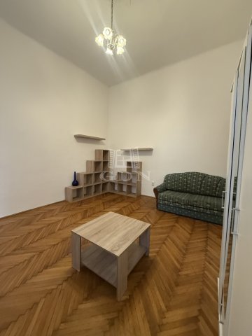 Eladó téglalakás, Budapesten, V. kerületben 84.9 M Ft, 2 szobás
