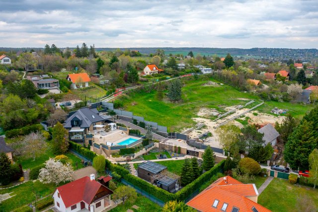 Eladó telek, Balatonkenesén, Hegyalja utcában 140 M Ft