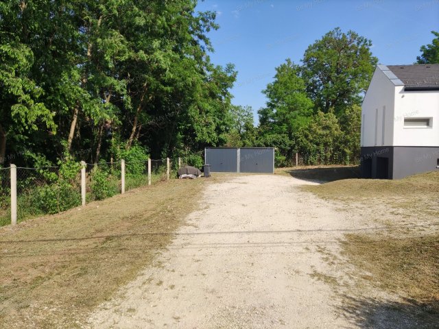 Eladó családi ház, Őrbottyánban 135 M Ft, 3 szobás