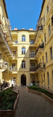 Eladó téglalakás, Budapesten, XIV. kerületben 135 M Ft, 4 szobás
