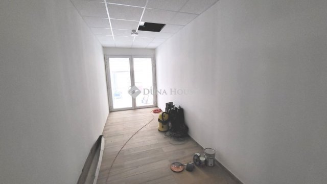 Kiadó üzlethelyiség, Érden 160 E Ft / hó / költözzbe.hu
