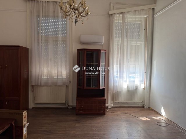 Eladó téglalakás, Budapesten, XXII. kerületben 32 M Ft, 1 szobás