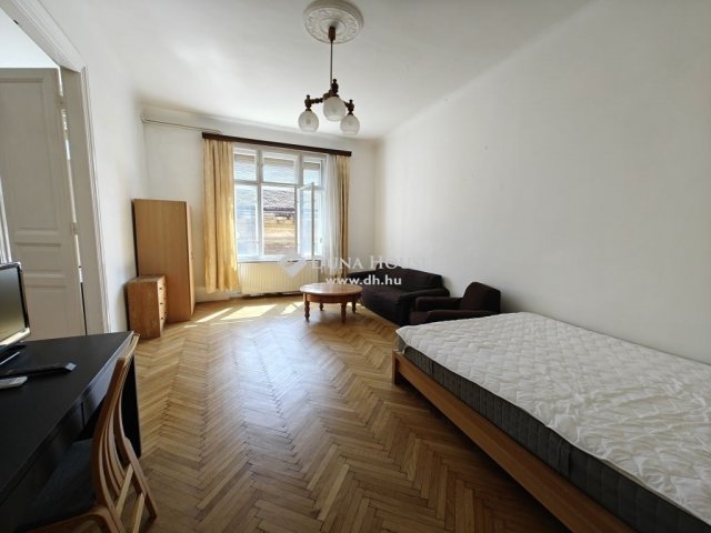 Eladó téglalakás, Budapesten, VIII. kerületben 145 M Ft