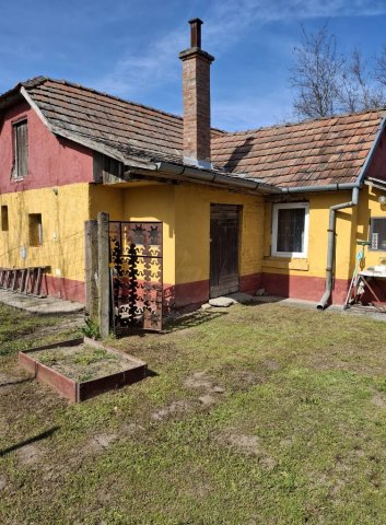 Eladó családi ház, Ballószögön 19.9 M Ft, 2 szobás