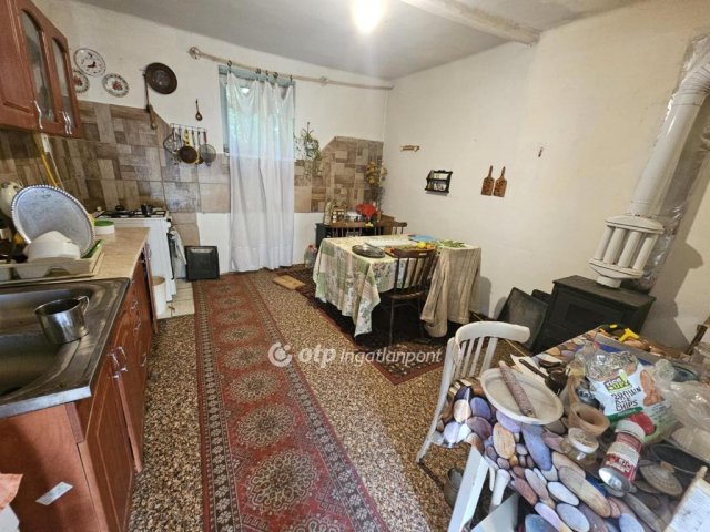 Eladó családi ház, Kőteleken 12.99 M Ft, 4+1 szobás