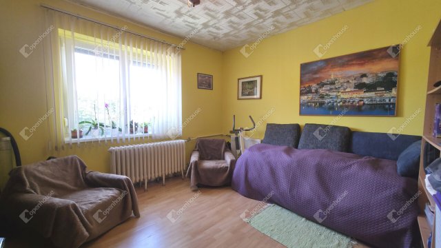 Eladó családi ház, Felsőzsolcán 39.9 M Ft, 4 szobás