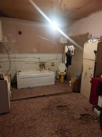 Eladó családi ház, Szakcson 4.99 M Ft, 2 szobás
