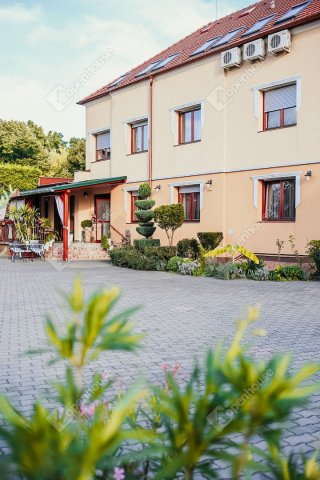 Eladó hotel, Sárváron 280 M Ft / költözzbe.hu