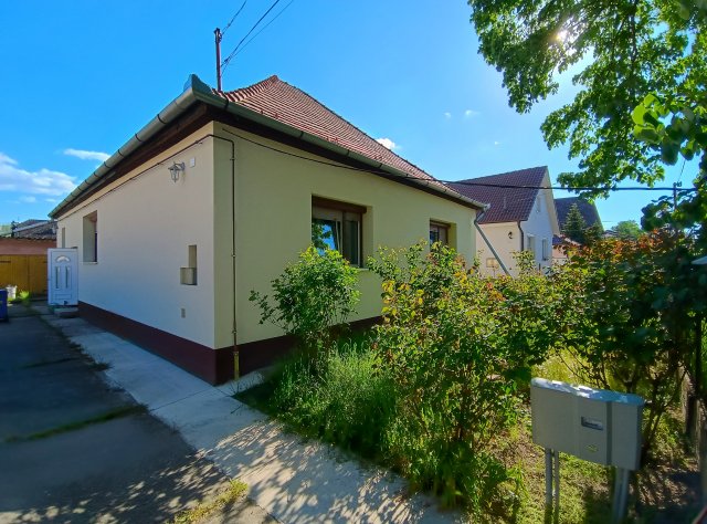 Eladó családi ház, Debrecenben 99.99 M Ft, 3+1 szobás