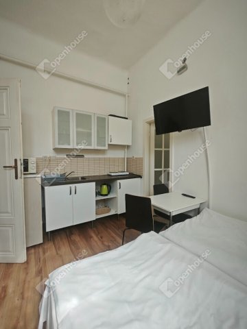 Eladó téglalakás, Győrött 89 M Ft, 3 szobás