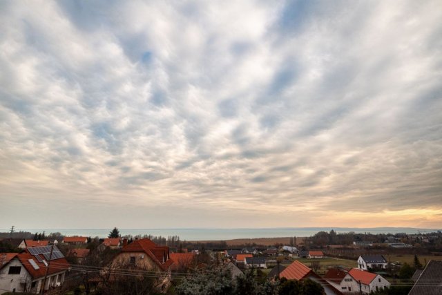 Eladó családi ház, Paloznakon 350 M Ft, 4 szobás