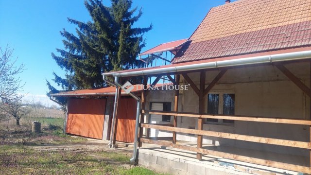 Eladó családi ház, Nyíregyházán 57 M Ft, 4 szobás