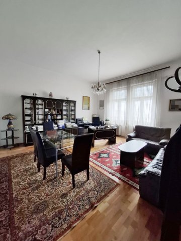 Eladó téglalakás, Kaposváron 32.5 M Ft, 1 szobás