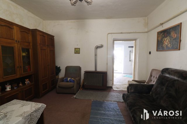 Eladó családi ház, Algyőn 29.9 M Ft, 2 szobás